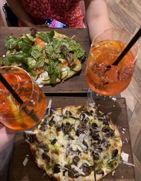Бар "WINE & PINSA"
