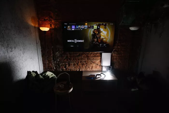 Компьютерный клуб "Cyber Lounge" на Московской