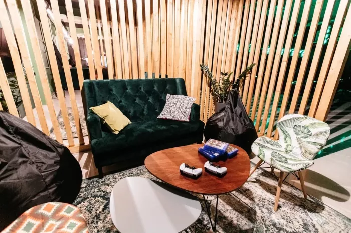 Компьютерный клуб "Cyber Lounge" на Дзержинского