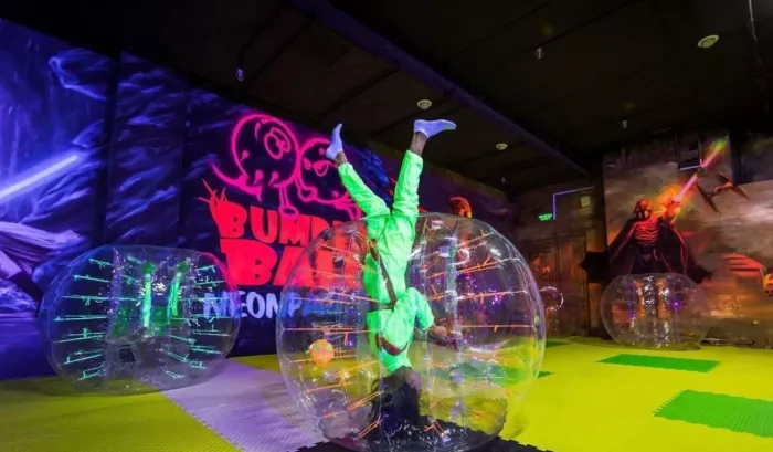 Парк развлечений "Neon park"