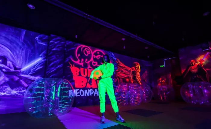 Парк развлечений "Neon park"