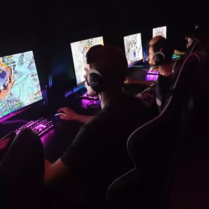 Компьютерный клуб "GGWP КИБЕР АРЕНА"