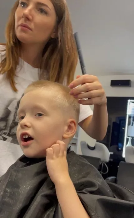 Салон красоты "Toni&Guy".