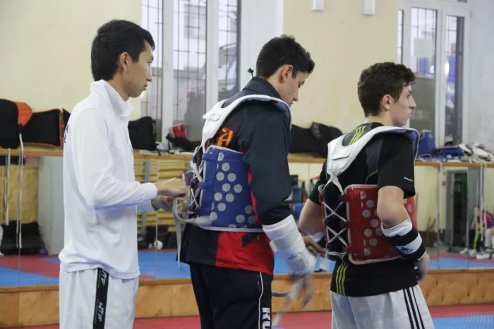 Спортивный клуб «Грандмастер»на ул. Комарова 6