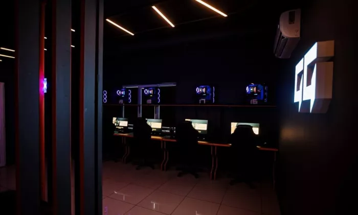 Компьютерный клуб "GG Arena" на Невкипелого