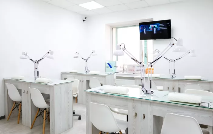 Студия маникюра "NailMaker Bar".