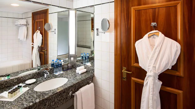 Отель "Sheraton Jumeirah Beach Resort" 5*