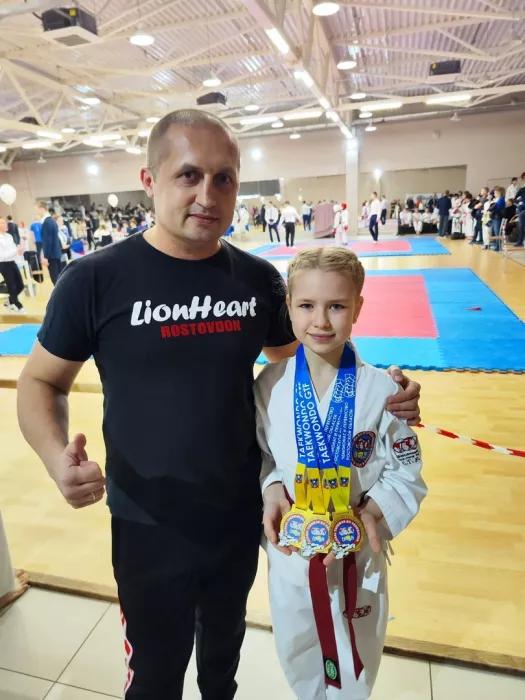 Спортивный клуб «LionHeart» на ул. Серафимовича, 25 