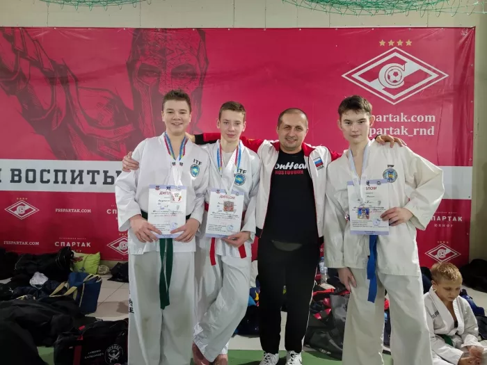 Спортивный клуб «LionHeart» на пр. Ленина, 217/219 