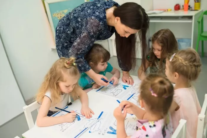 Центр раннего развития "Дюшес".