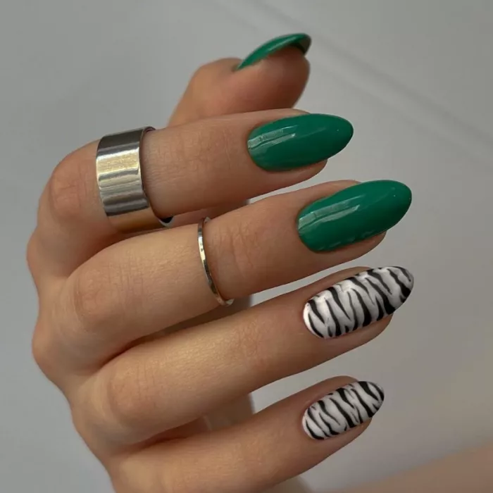 Бьюти-салон "ExpressNails" на Береговой.