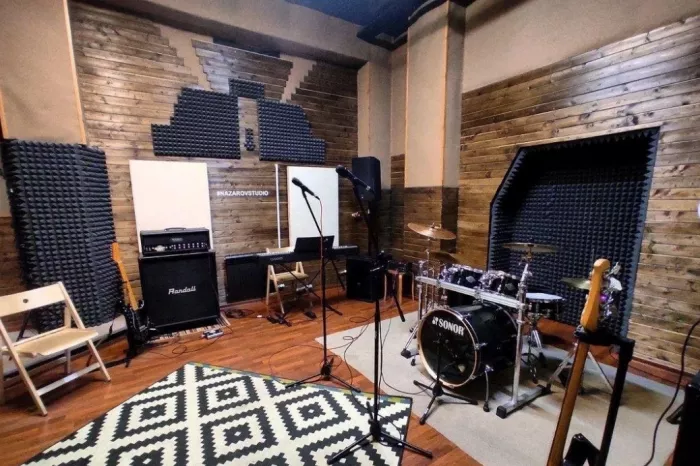 Музыкальная студия "Nazarov Studio".