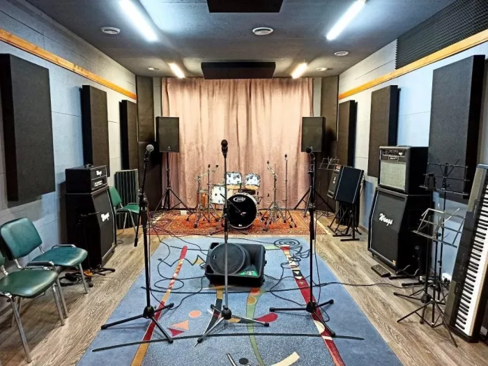 Музыкальная студия "Nazarov Studio".