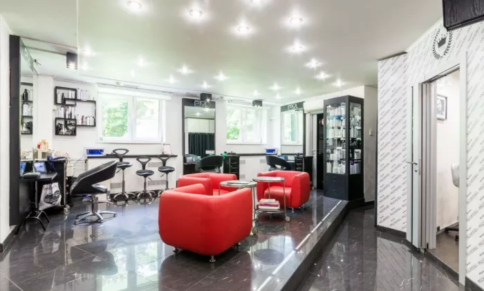 Салон красоты "Paul Mitchell" на Ленинском.