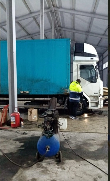 Авторемонт и техобслуживание "АвтоТрансСервис".
