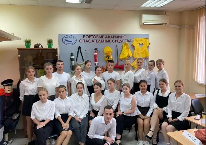 Авиационный Учебный Центр "Школа бортпроводников"