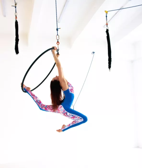 Студия банджи-фитнеса, воздушной гимнастики и растяжки "Art fly bungee".