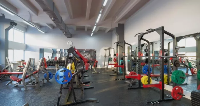 Фитнес-клуб "Power zone".