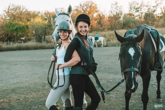 Конный клуб "Horse Travel"