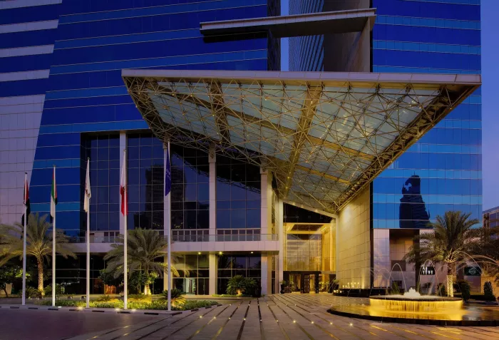 Отель "The H Hotel" 5*
