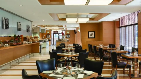 Отель "Delta Hotels by Marriott" 4*