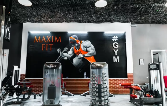 Фитнес-клуб "Maxim FIT".