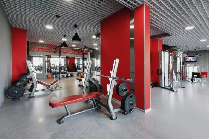 Тренажёрный зал "Arnold gym".