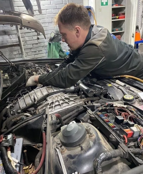 Автосервис "MNService Land Rover & Volvo".