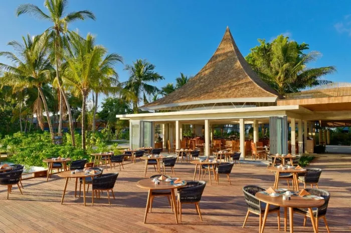 Отель "Курамати Мальдивы" (Kuramati Maldives Hotel)