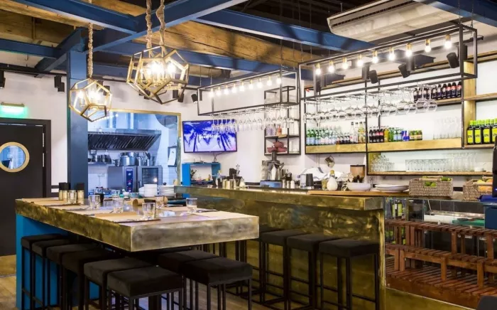 Итальянский ресторан "Officina".