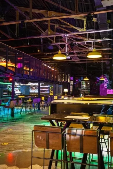 Бар-ресторан и ночной клуб "BLA BLA BAR".