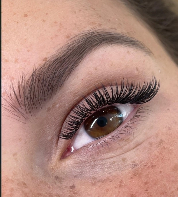 Студия по наращиванию ресниц "VERAN LASHES".