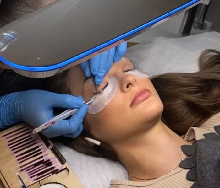 Студия по наращиванию ресниц "VERAN LASHES".