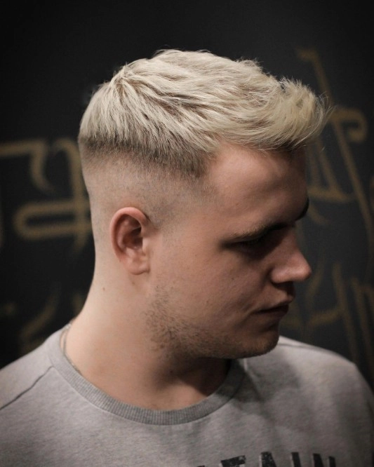 Мужская парикмахерская "Model 66 Barbershop".
