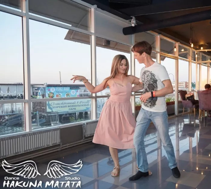 Школа танцев "Hakuna matata".