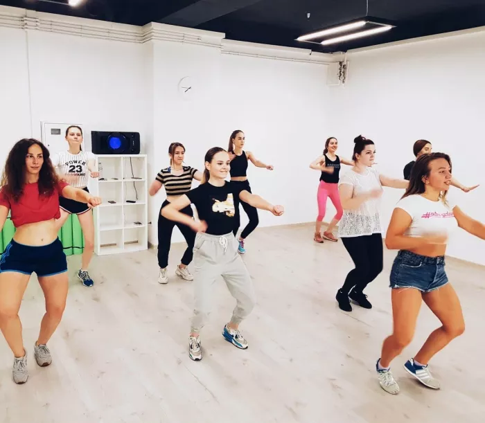 Школа танцев "We Dance Studio"