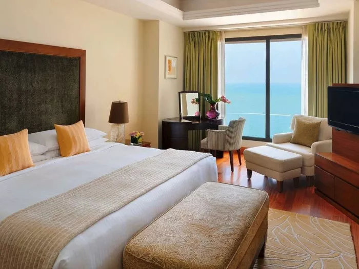 Отель "Mövenpick Hotel Jumeirah Beach" 5*