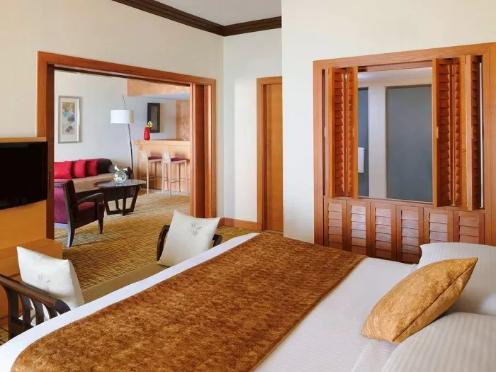 Отель "Mövenpick Hotel Jumeirah Beach" 5*