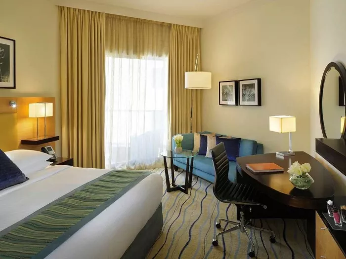 Отель "Mövenpick Hotel Jumeirah Beach" 5*