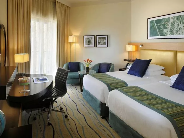Отель "Mövenpick Hotel Jumeirah Beach" 5*