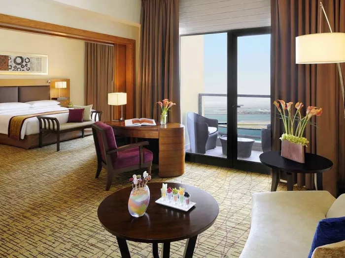 Отель "Mövenpick Hotel Jumeirah Beach" 5*