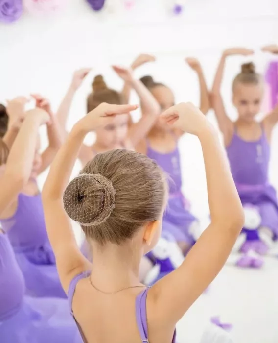 Детская школа балета "Lil Ballerine"