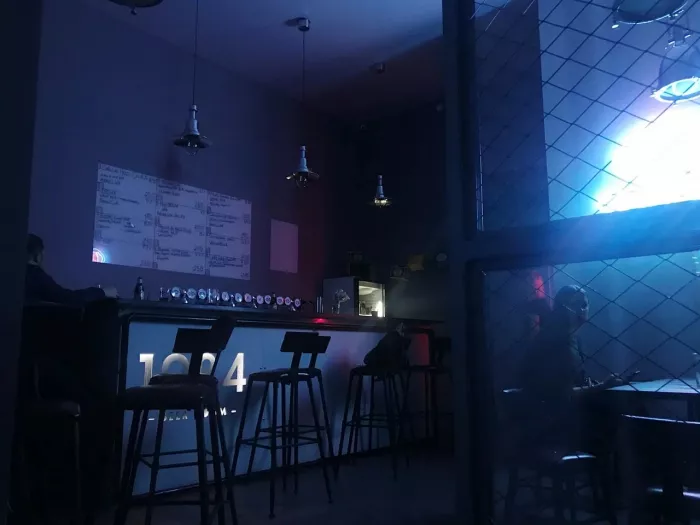 Крафтовый бар"1984 Beer Room"