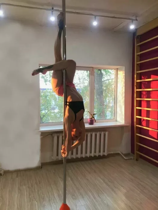 Студия танца "NeFormat Pole Dance Studio"