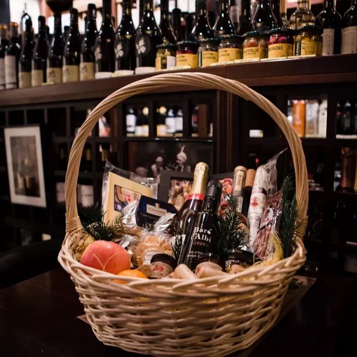Бар "Mozart Wine House"