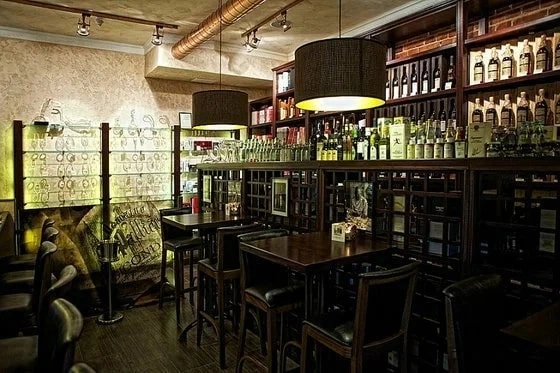 Бар "Mozart Wine House"