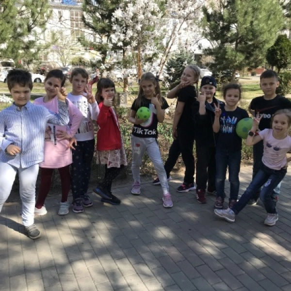 Детский центр "Умники и умницы"