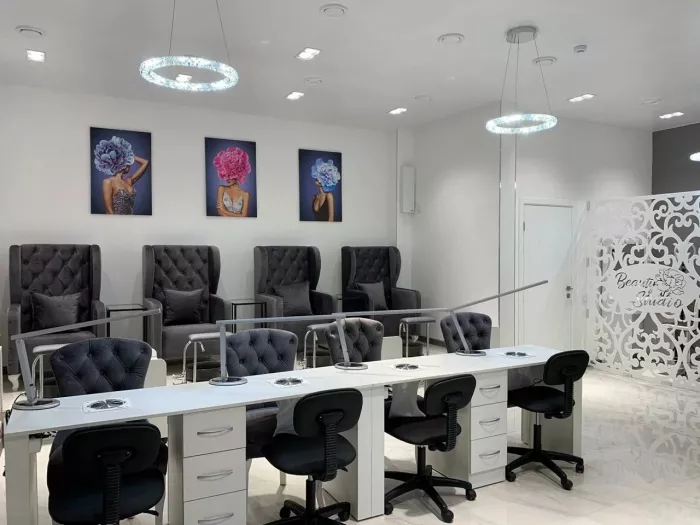 Салон красоты "Lazareva Studio"