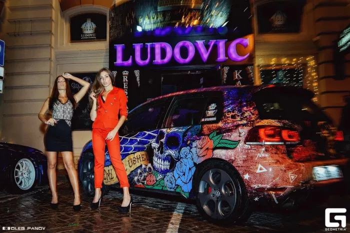 Караоке-бар "Ludovic"