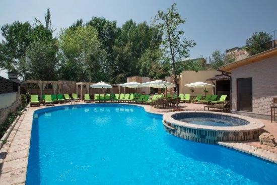 Отель "Green Palace Hotel".